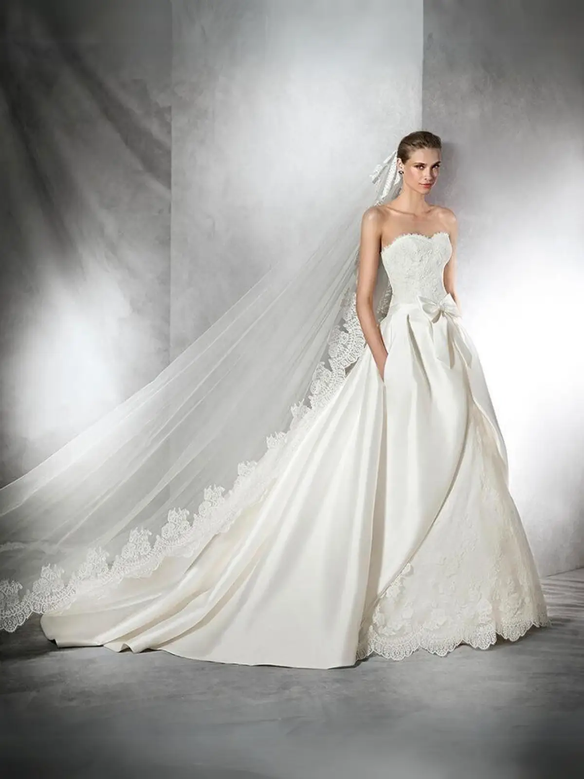 Pronovias