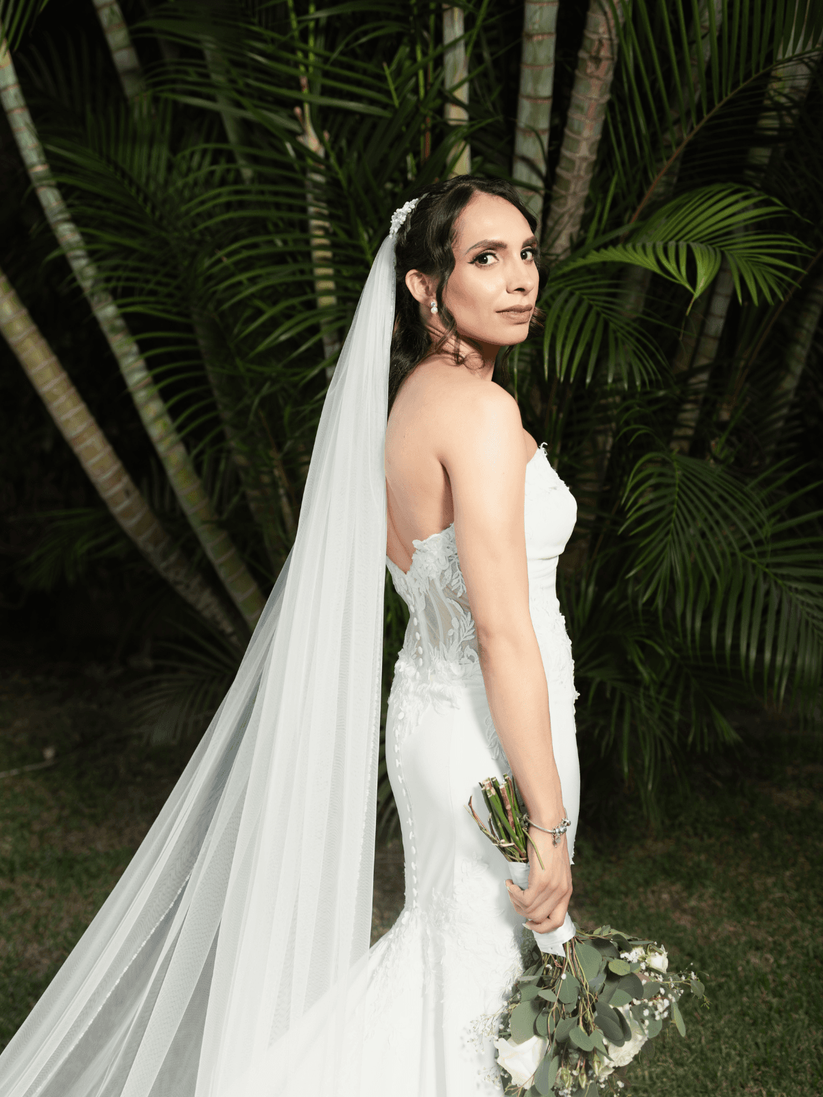 Ana Lorena Bridal