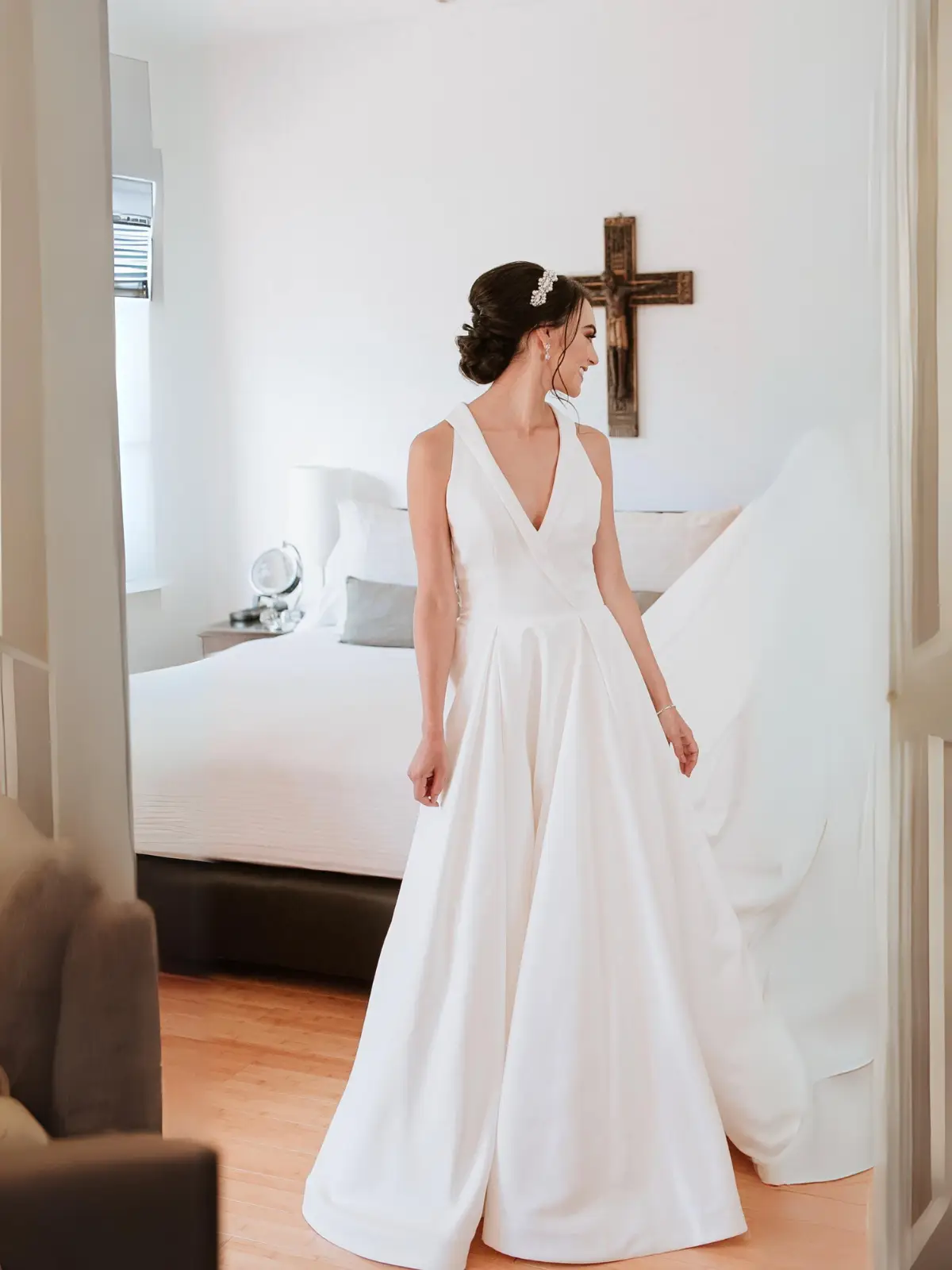 Moemo Bridal