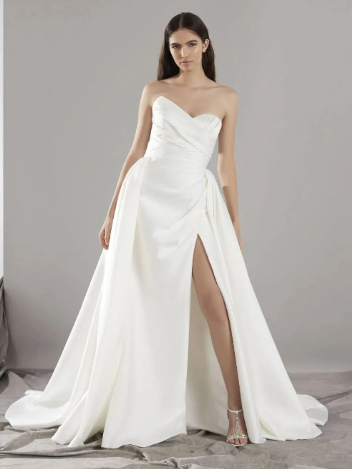 Pronovias