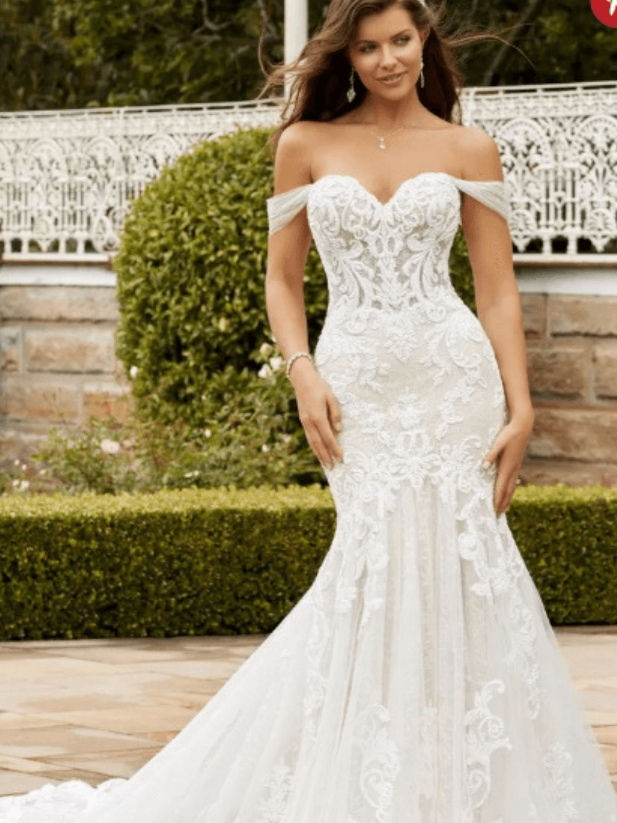 Sophia Tolli